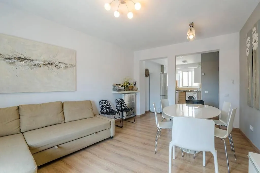 Canela Homes Barcelona Balmes 0*,
